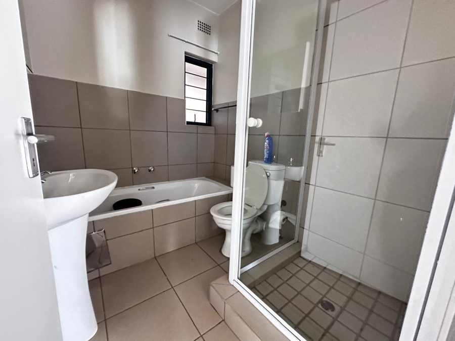 To Let 2 Bedroom Property for Rent in Ravenswood Gauteng