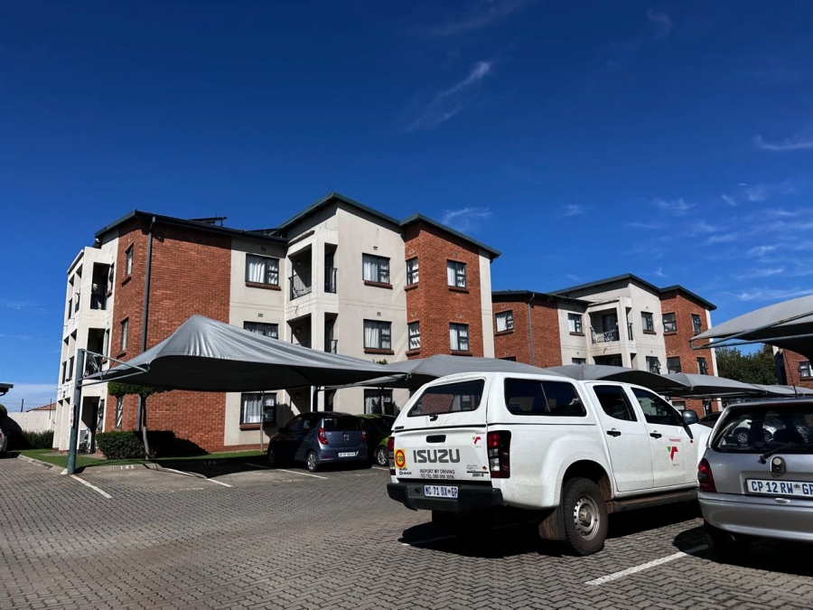 To Let 2 Bedroom Property for Rent in Ravenswood Gauteng