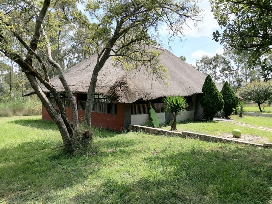 To Let Commercial Property for Rent in Laezonia Gauteng