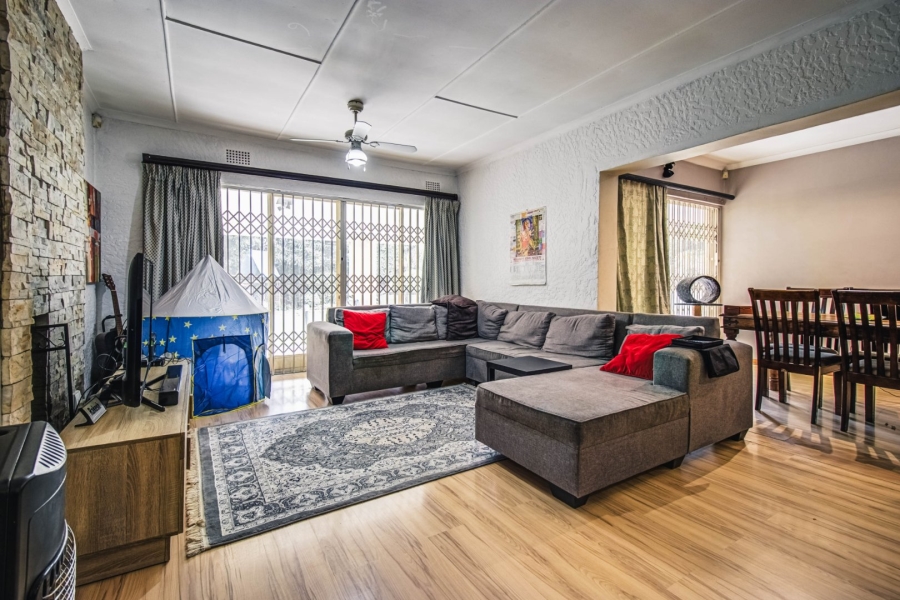 3 Bedroom Property for Sale in Farrarmere Gauteng