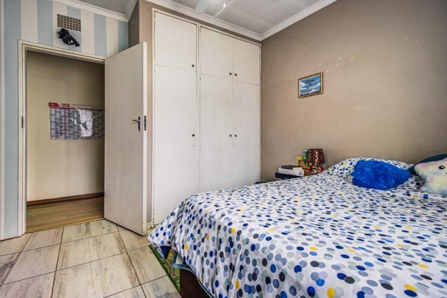 3 Bedroom Property for Sale in Farrarmere Gauteng