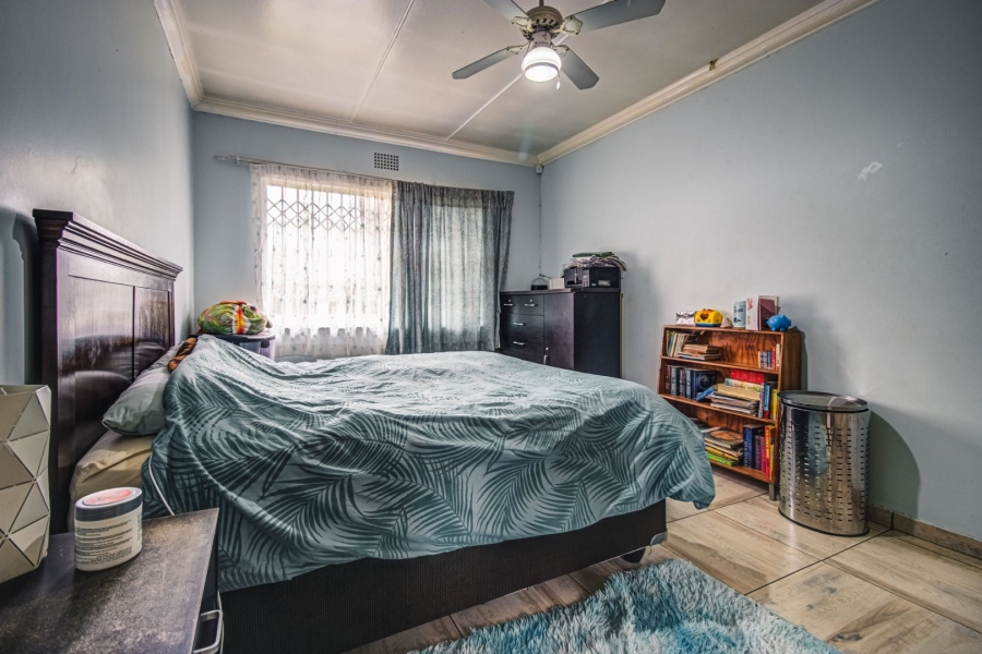 3 Bedroom Property for Sale in Farrarmere Gauteng