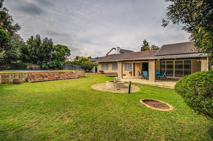 3 Bedroom Property for Sale in Farrarmere Gauteng