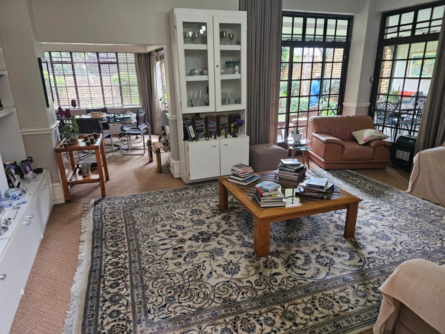 4 Bedroom Property for Sale in Nieuw Muckleneuk Gauteng