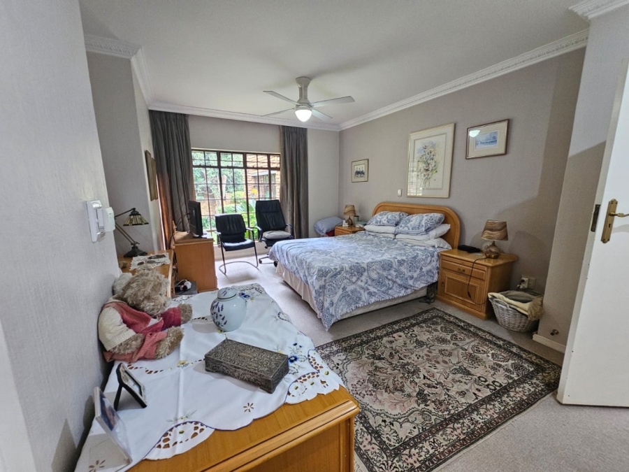 4 Bedroom Property for Sale in Nieuw Muckleneuk Gauteng