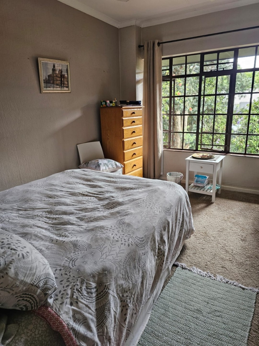 4 Bedroom Property for Sale in Nieuw Muckleneuk Gauteng