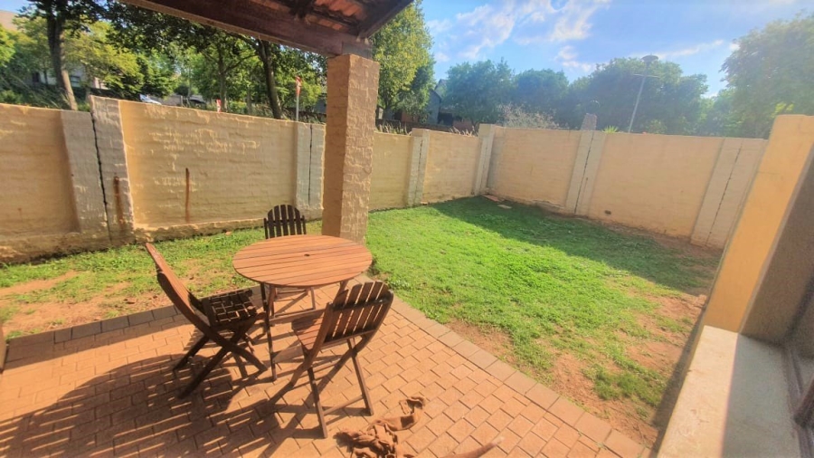 2 Bedroom Property for Sale in Country View Estate Gauteng