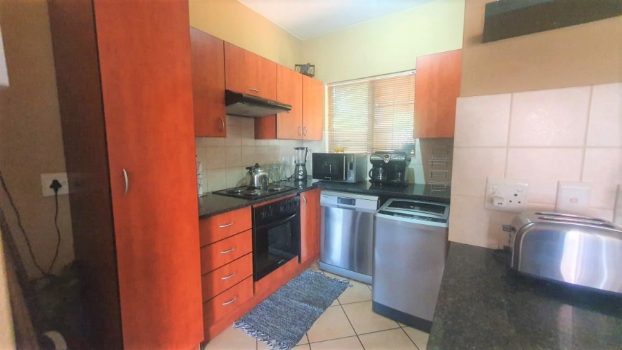 2 Bedroom Property for Sale in Country View Estate Gauteng