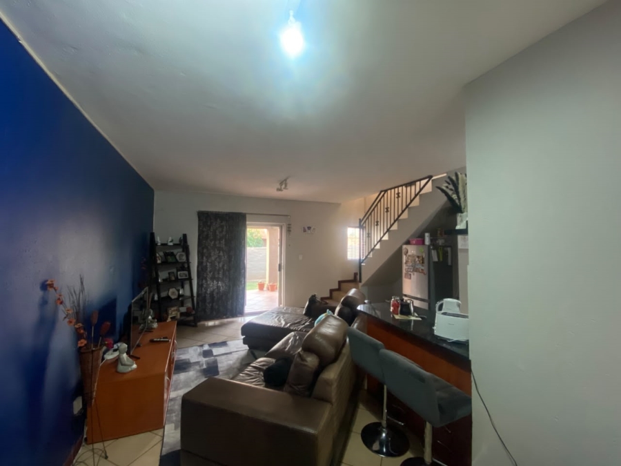 2 Bedroom Property for Sale in Country View Estate Gauteng