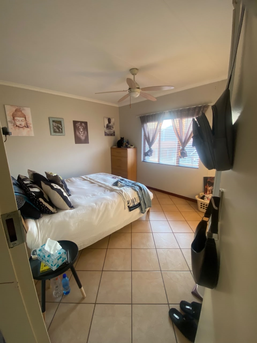 2 Bedroom Property for Sale in Country View Estate Gauteng