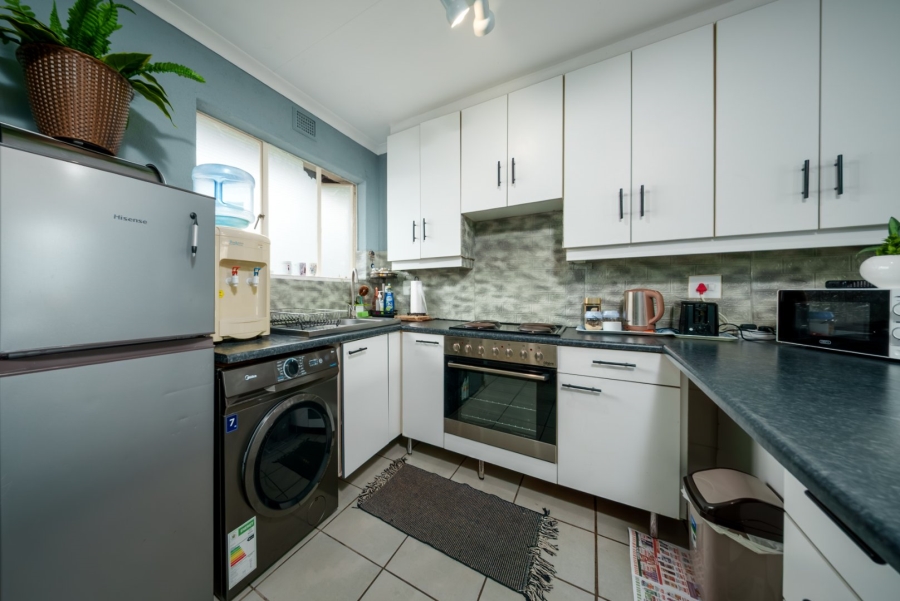 1 Bedroom Property for Sale in Eden Glen Gauteng