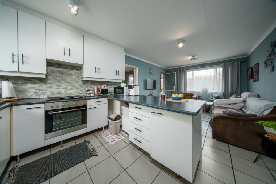 1 Bedroom Property for Sale in Eden Glen Gauteng