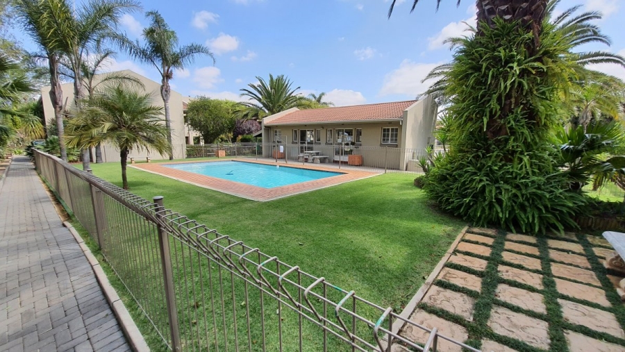 1 Bedroom Property for Sale in Eden Glen Gauteng