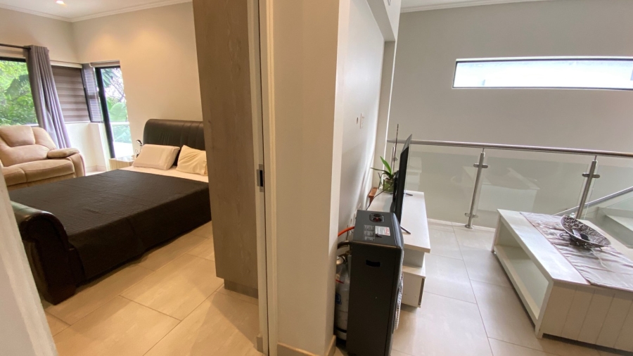 To Let 4 Bedroom Property for Rent in Bryanston Gauteng