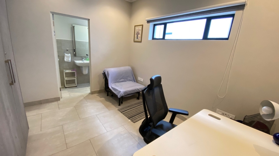 To Let 4 Bedroom Property for Rent in Bryanston Gauteng