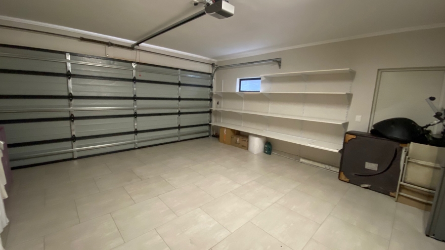 To Let 4 Bedroom Property for Rent in Bryanston Gauteng