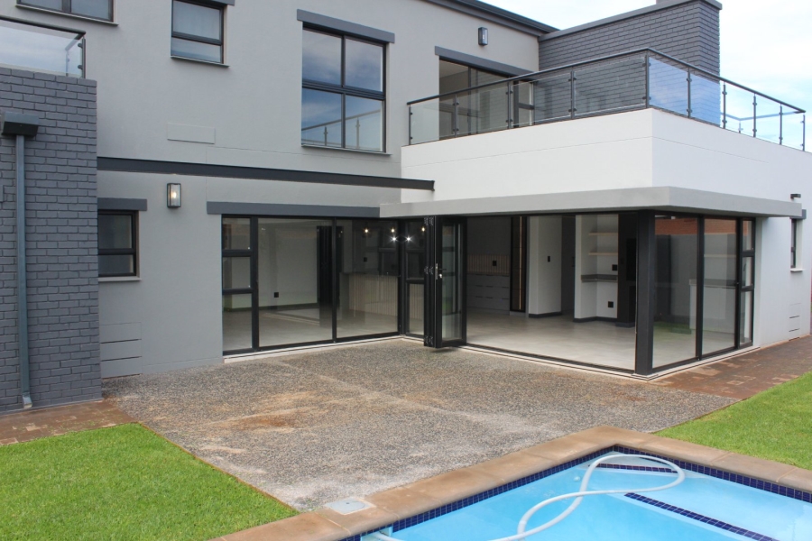 4 Bedroom Property for Sale in Fountainbrook Estate Gauteng