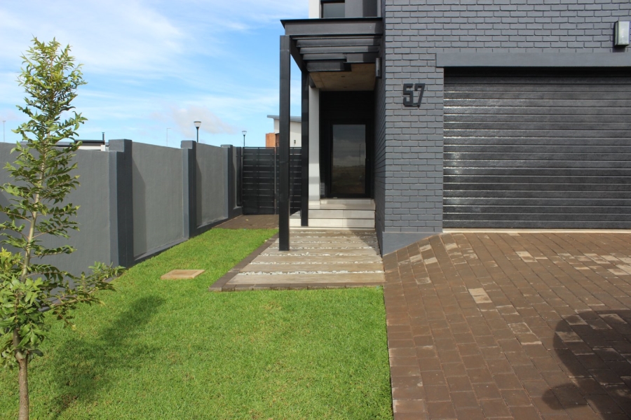 4 Bedroom Property for Sale in Fountainbrook Estate Gauteng