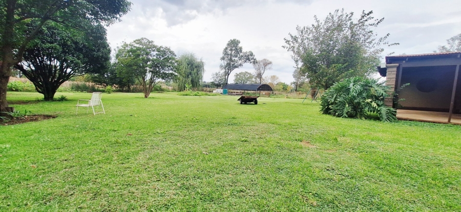 Commercial Property for Sale in Unitas Park Gauteng