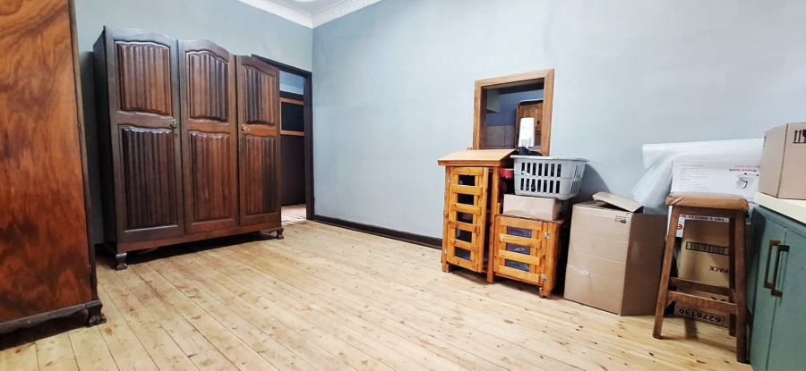 Commercial Property for Sale in Unitas Park Gauteng