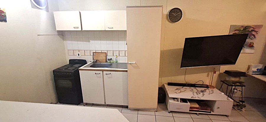 To Let 1 Bedroom Property for Rent in Pretoria Central Gauteng