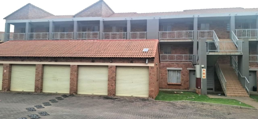To Let 2 Bedroom Property for Rent in The Orchards Gauteng