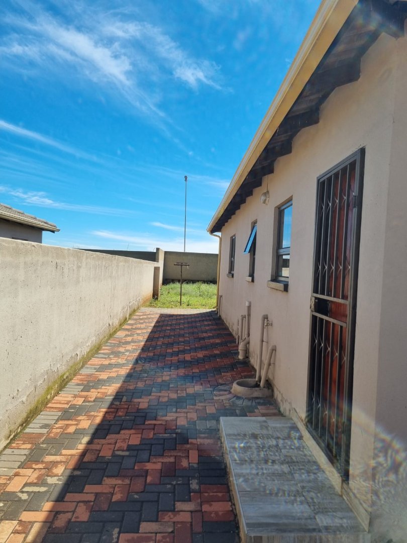 3 Bedroom Property for Sale in Dawn Park Gauteng