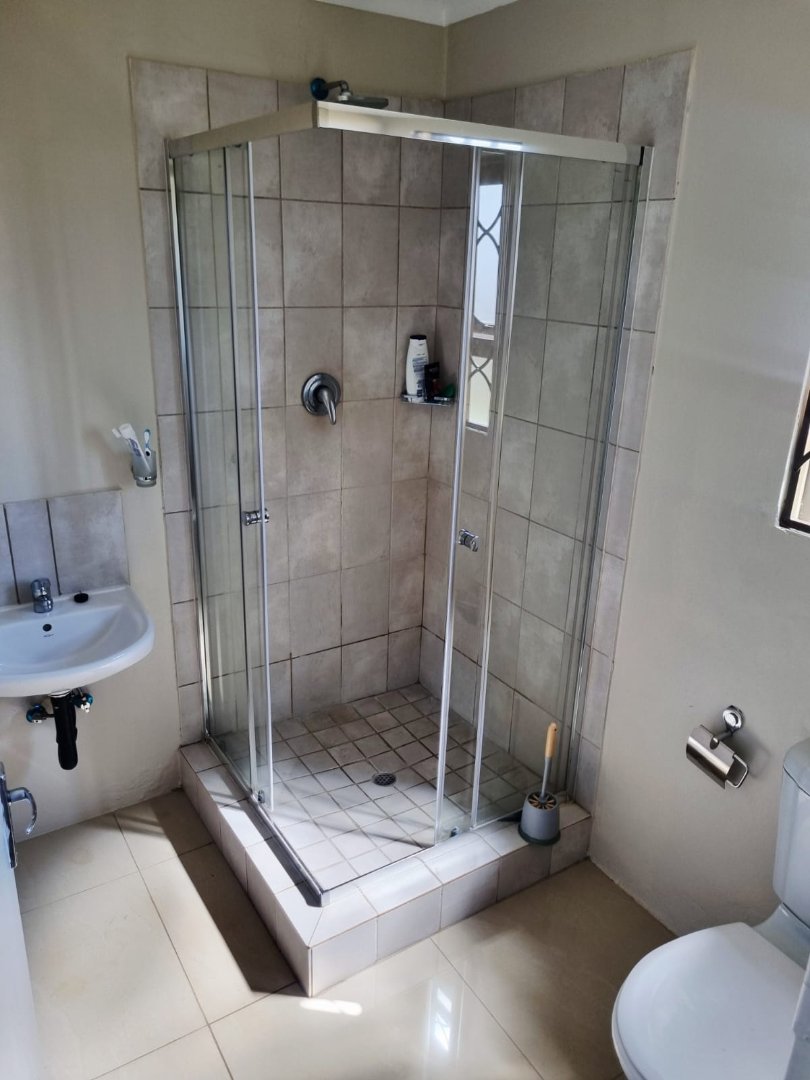 3 Bedroom Property for Sale in Dawn Park Gauteng