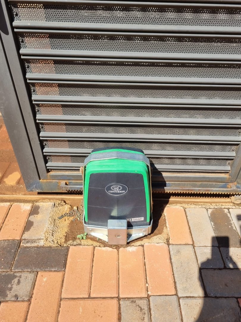 3 Bedroom Property for Sale in Dawn Park Gauteng