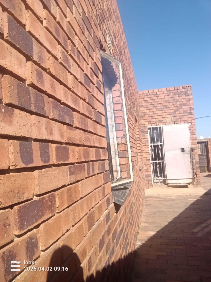 2 Bedroom Property for Sale in Stretford Gauteng