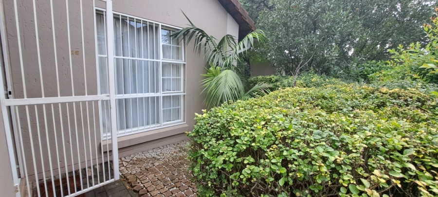 To Let 2 Bedroom Property for Rent in Bedford Gardens Gauteng