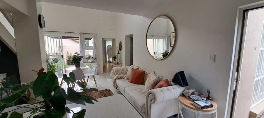 To Let 2 Bedroom Property for Rent in Bedford Gardens Gauteng
