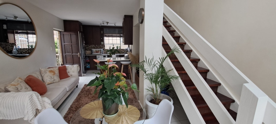 To Let 2 Bedroom Property for Rent in Bedford Gardens Gauteng