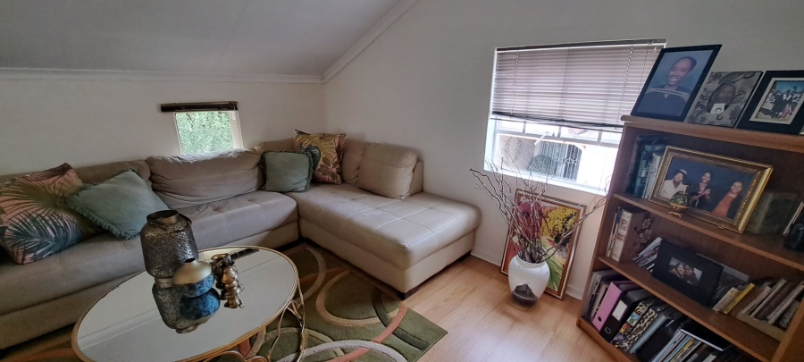 To Let 2 Bedroom Property for Rent in Bedford Gardens Gauteng