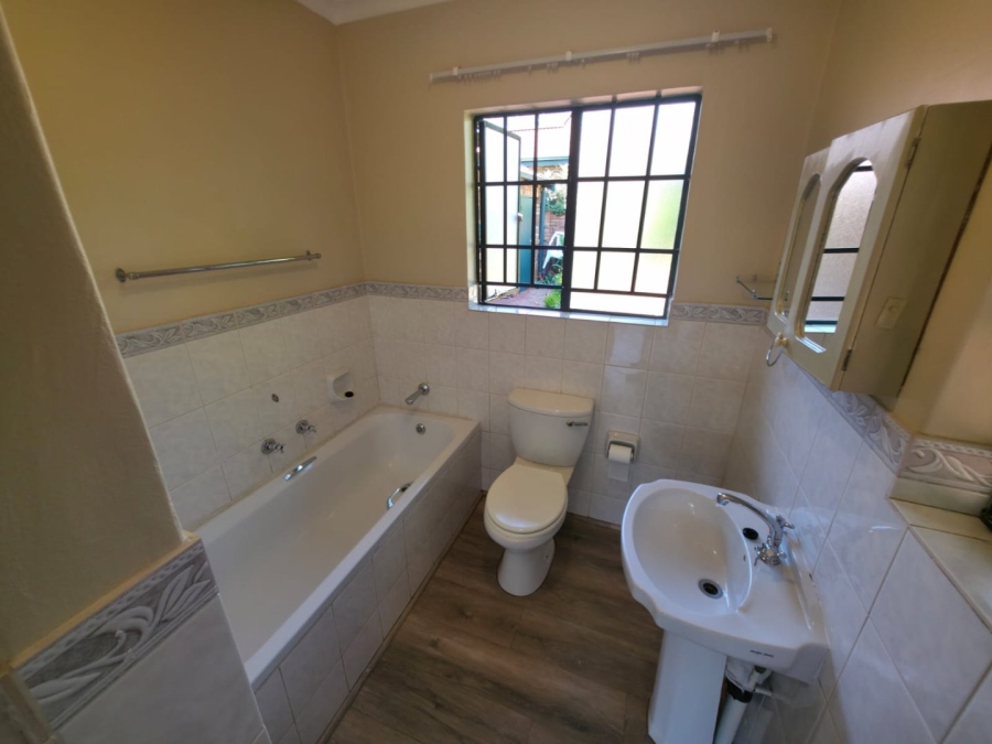3 Bedroom Property for Sale in Magalieskruin Gauteng