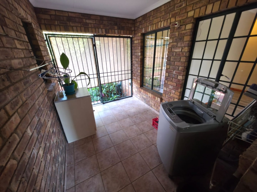 3 Bedroom Property for Sale in Magalieskruin Gauteng