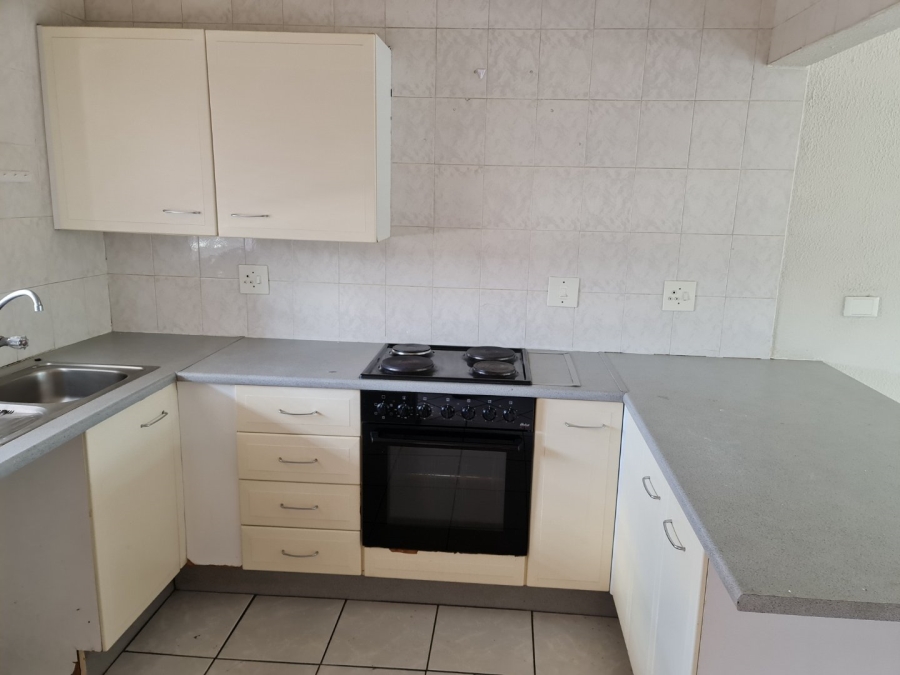 2 Bedroom Property for Sale in Ravensklip Gauteng