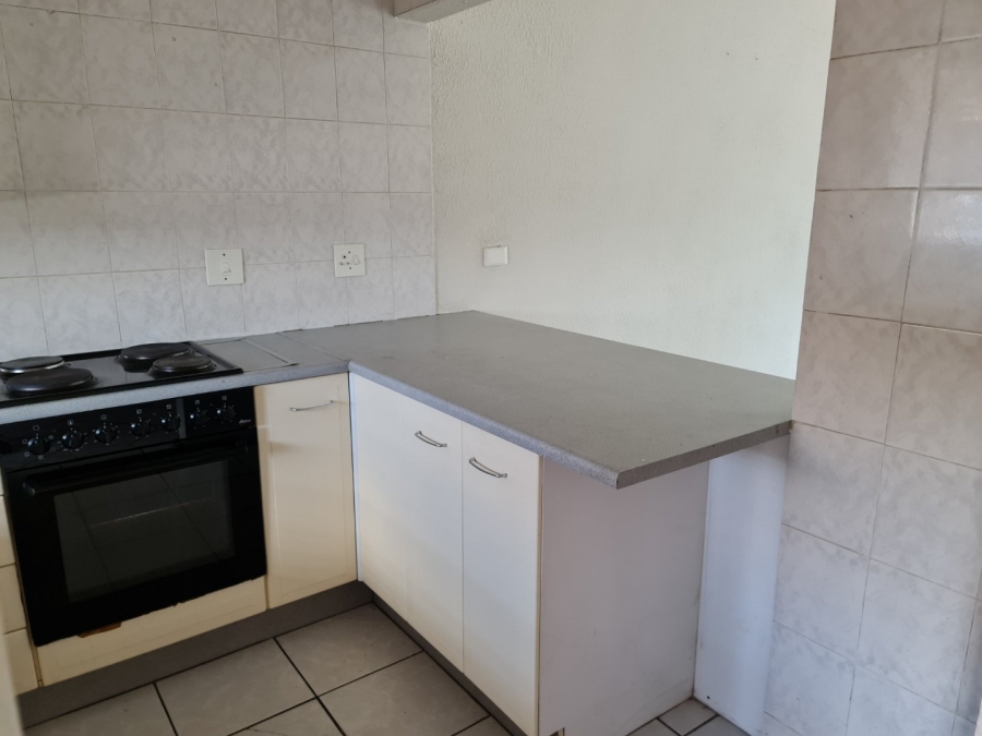 2 Bedroom Property for Sale in Ravensklip Gauteng