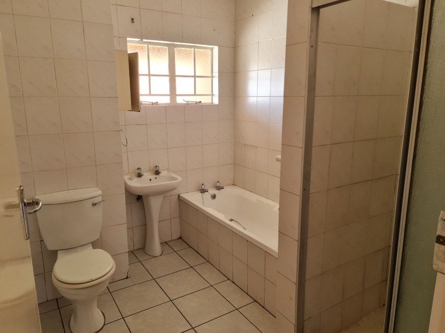 2 Bedroom Property for Sale in Ravensklip Gauteng