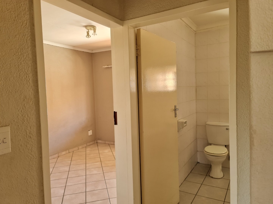 2 Bedroom Property for Sale in Ravensklip Gauteng