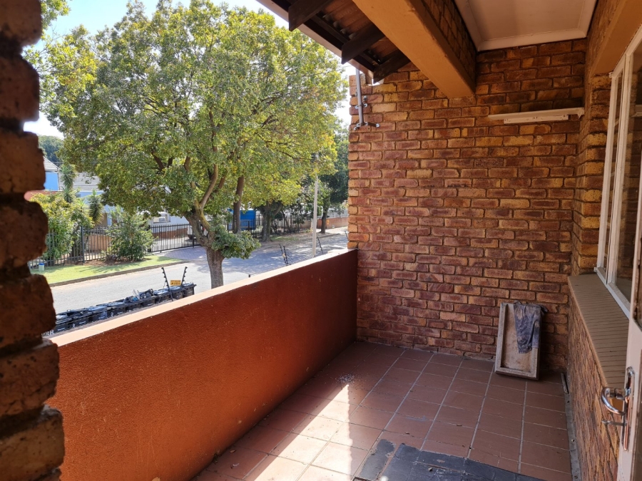 2 Bedroom Property for Sale in Ravensklip Gauteng