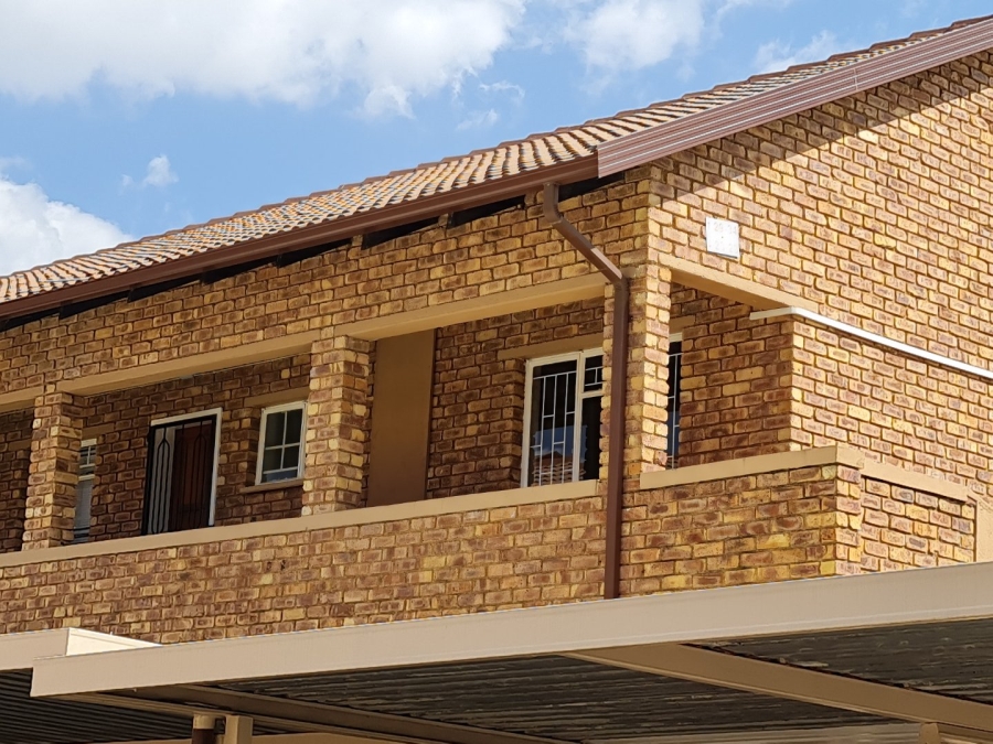 2 Bedroom Property for Sale in Ravensklip Gauteng