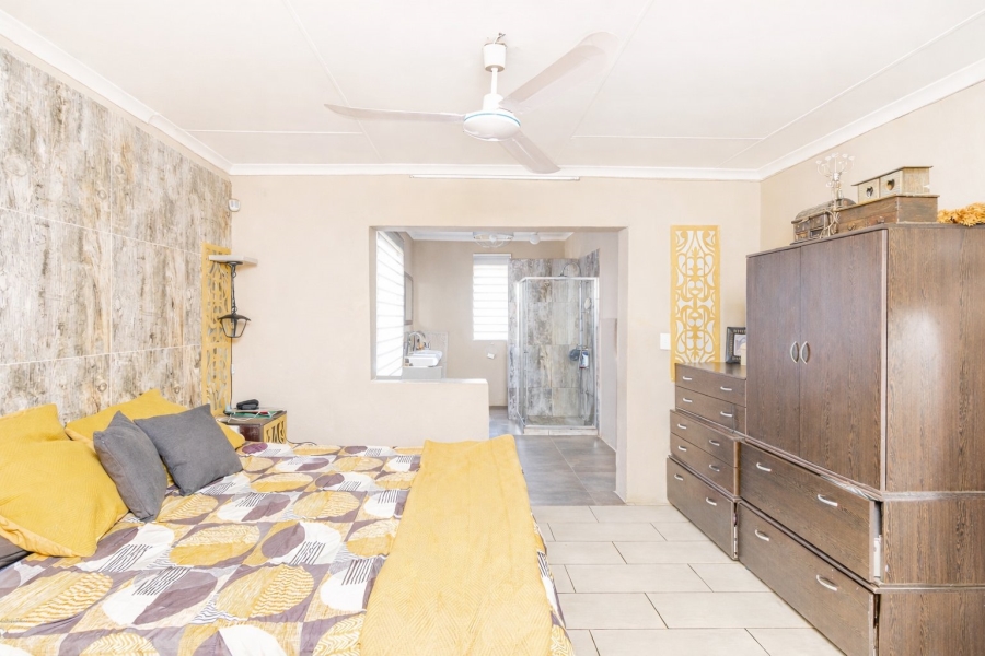  Bedroom Property for Sale in Farmall A H Gauteng