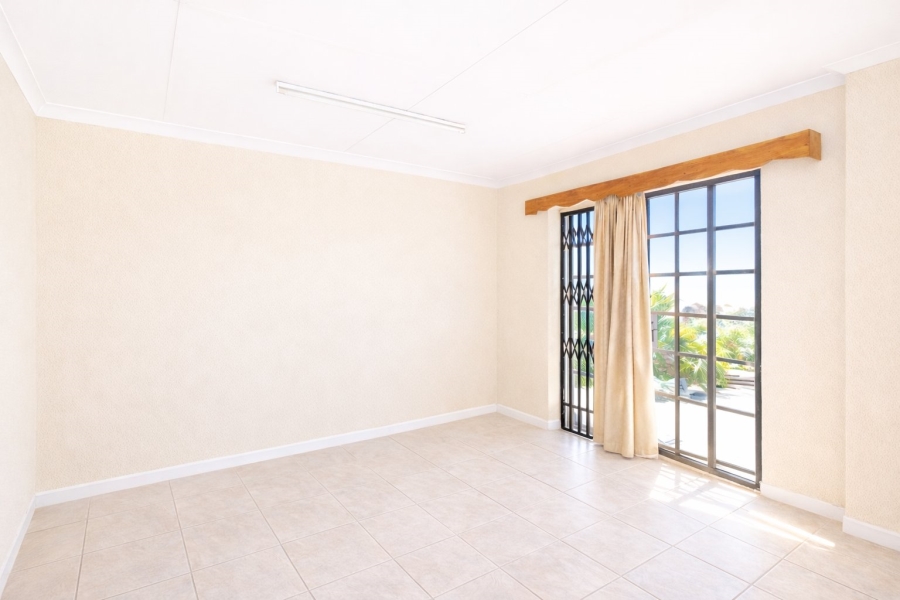 Bedroom Property for Sale in Farmall A H Gauteng