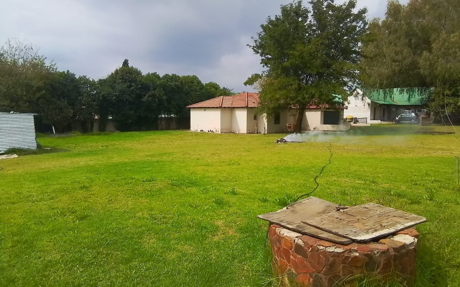 Commercial Property for Sale in Glen Austin Gauteng