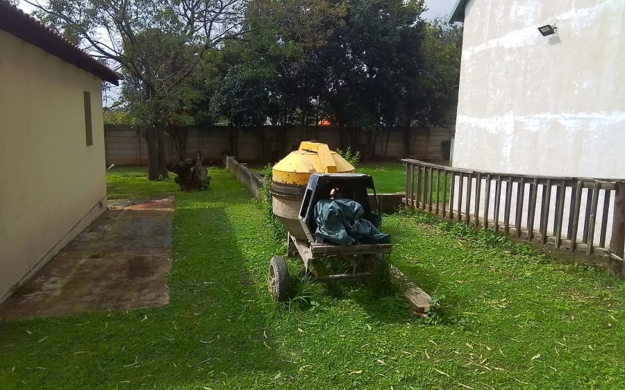 Commercial Property for Sale in Glen Austin Gauteng