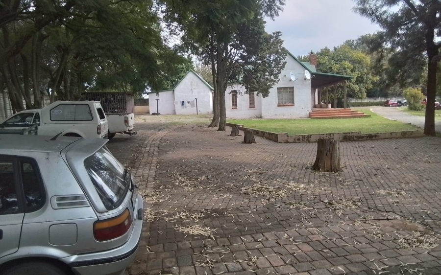Commercial Property for Sale in Glen Austin Gauteng