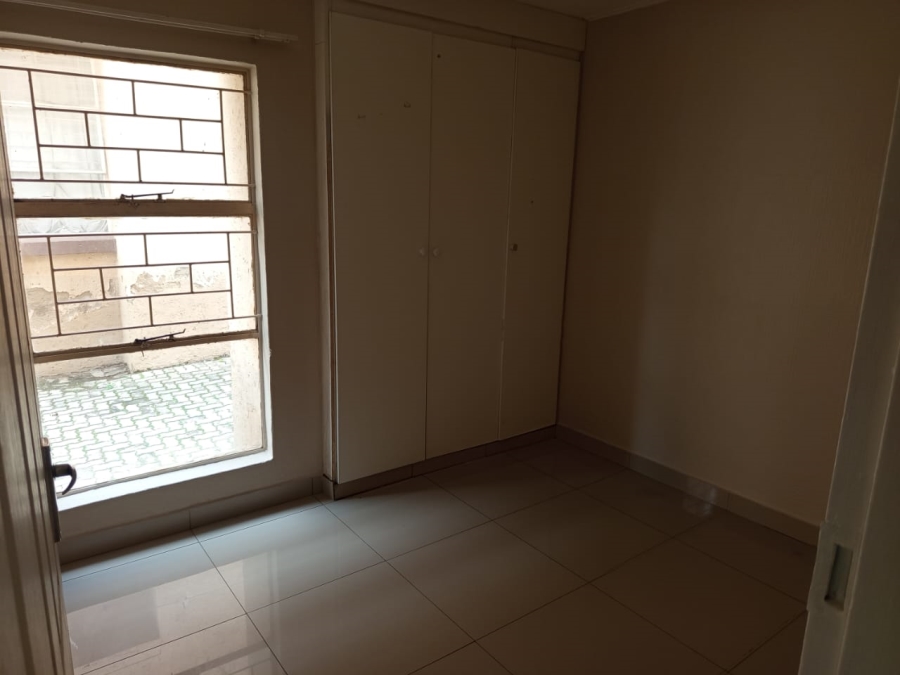 To Let 3 Bedroom Property for Rent in Vorna Valley Gauteng