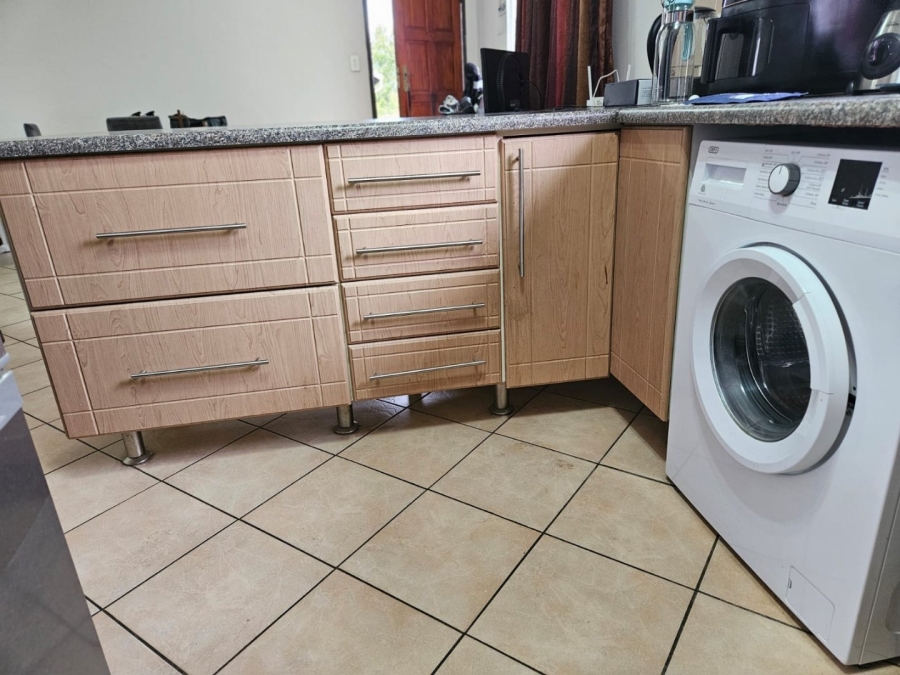 2 Bedroom Property for Sale in Highveld Gauteng