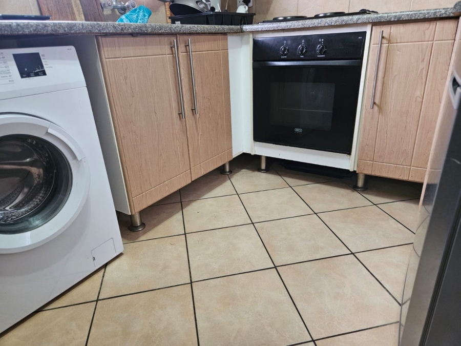 2 Bedroom Property for Sale in Highveld Gauteng